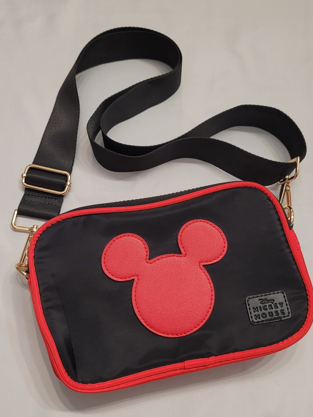 Disney Mickey Mouse Bioworld Black Red Crossbody Bag